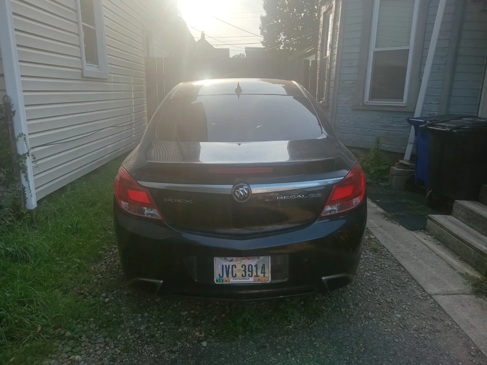 2013 Buick Regal - Image 2 of 4