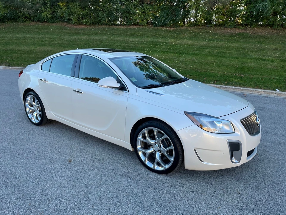 2013 Buick Regal - Image 8 of 21