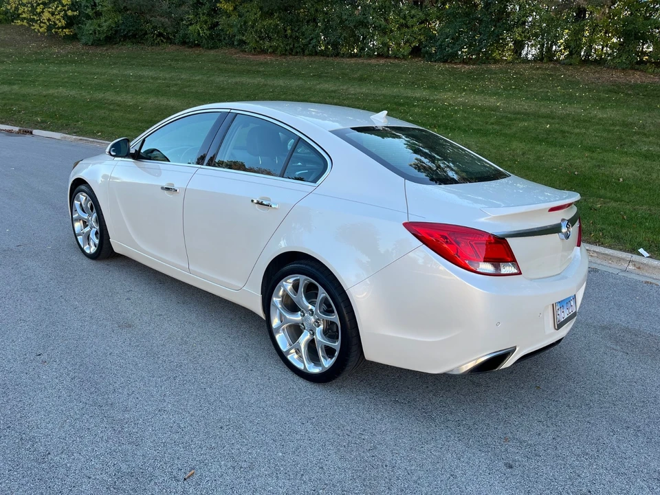 2013 Buick Regal - Image 3 of 21