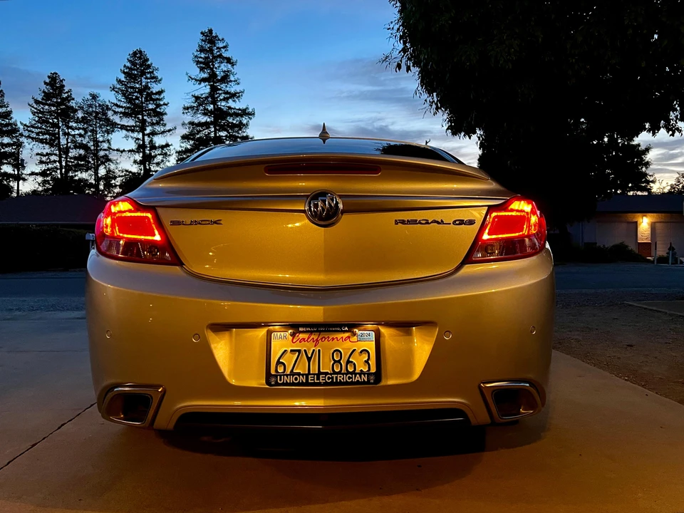 2013 Buick Regal - Image 15 of 31