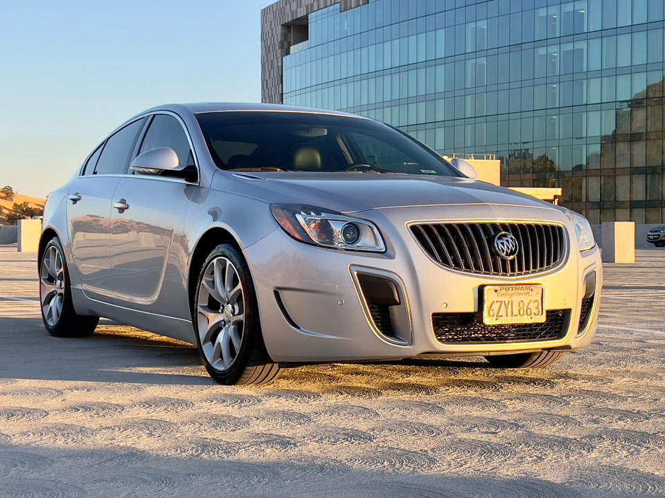 2013 Buick Regal - Image 25 of 31