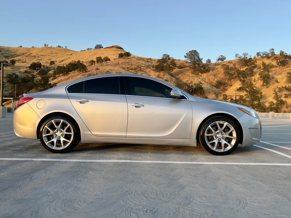 2013 Buick Regal - Image 20 of 31