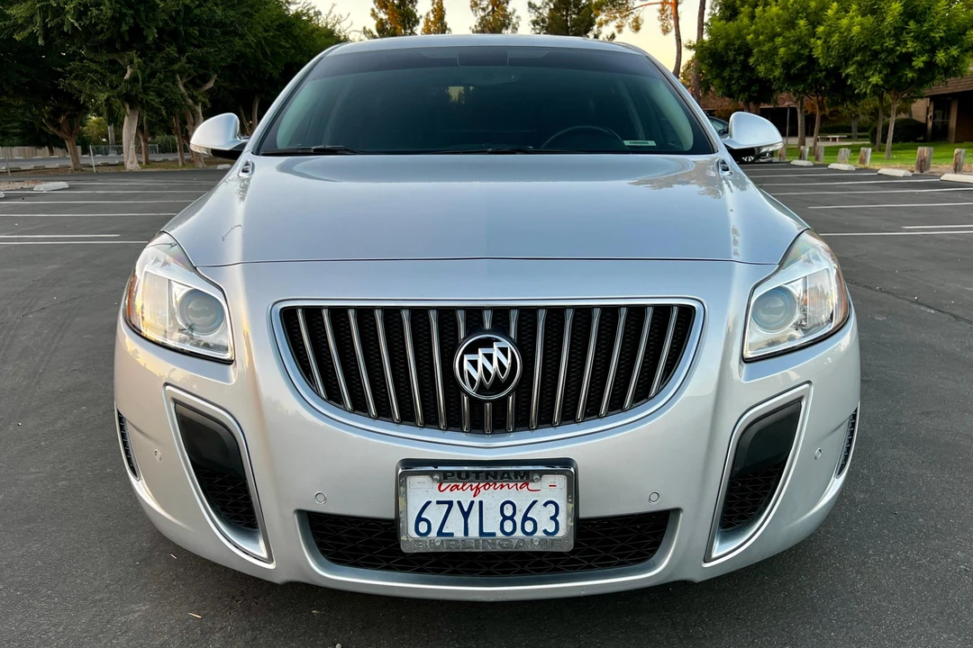2013 Buick Regal - Image 2 of 31