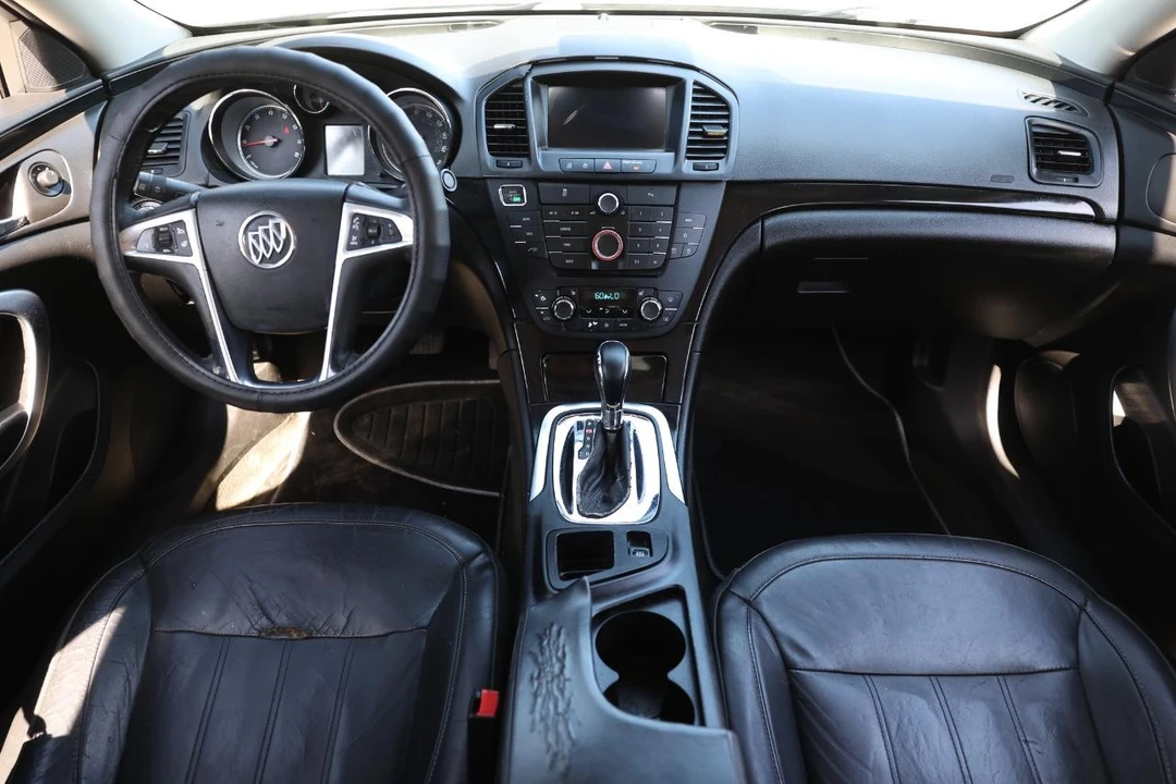 2013 Buick Regal - Image 2 of 12