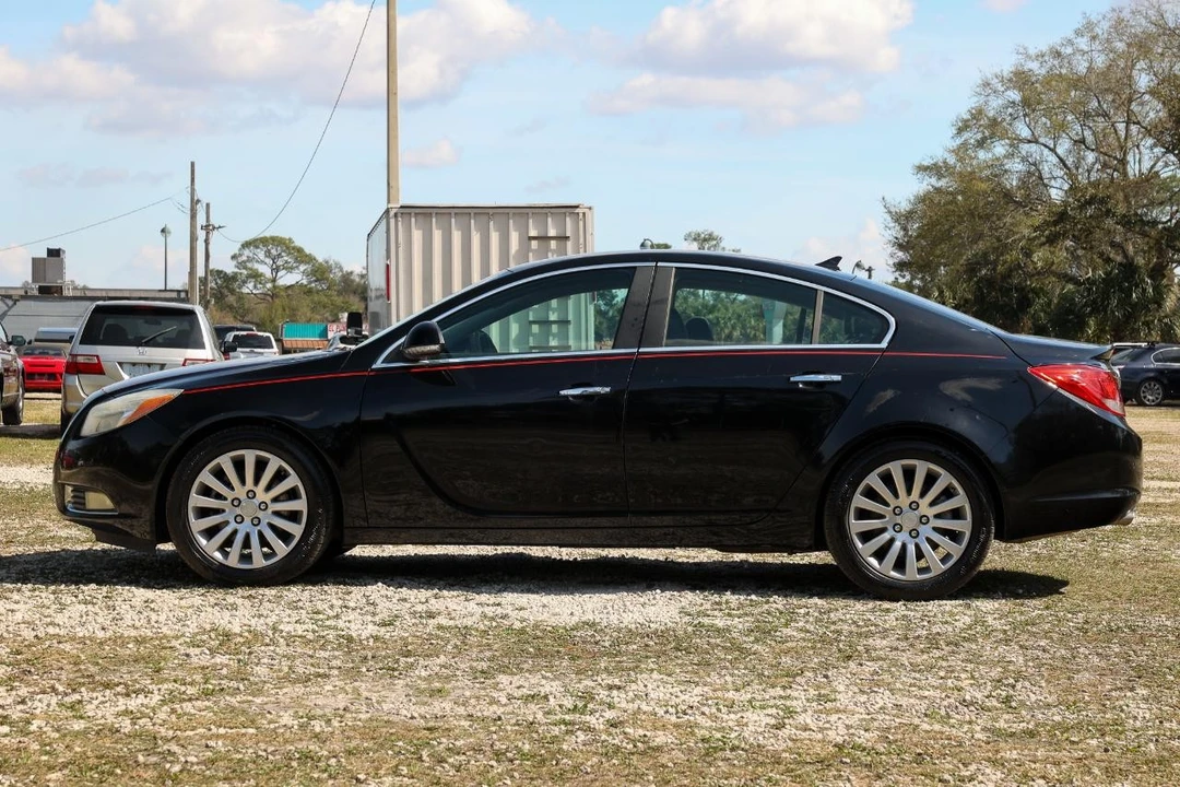2013 Buick Regal - Image 3 of 12