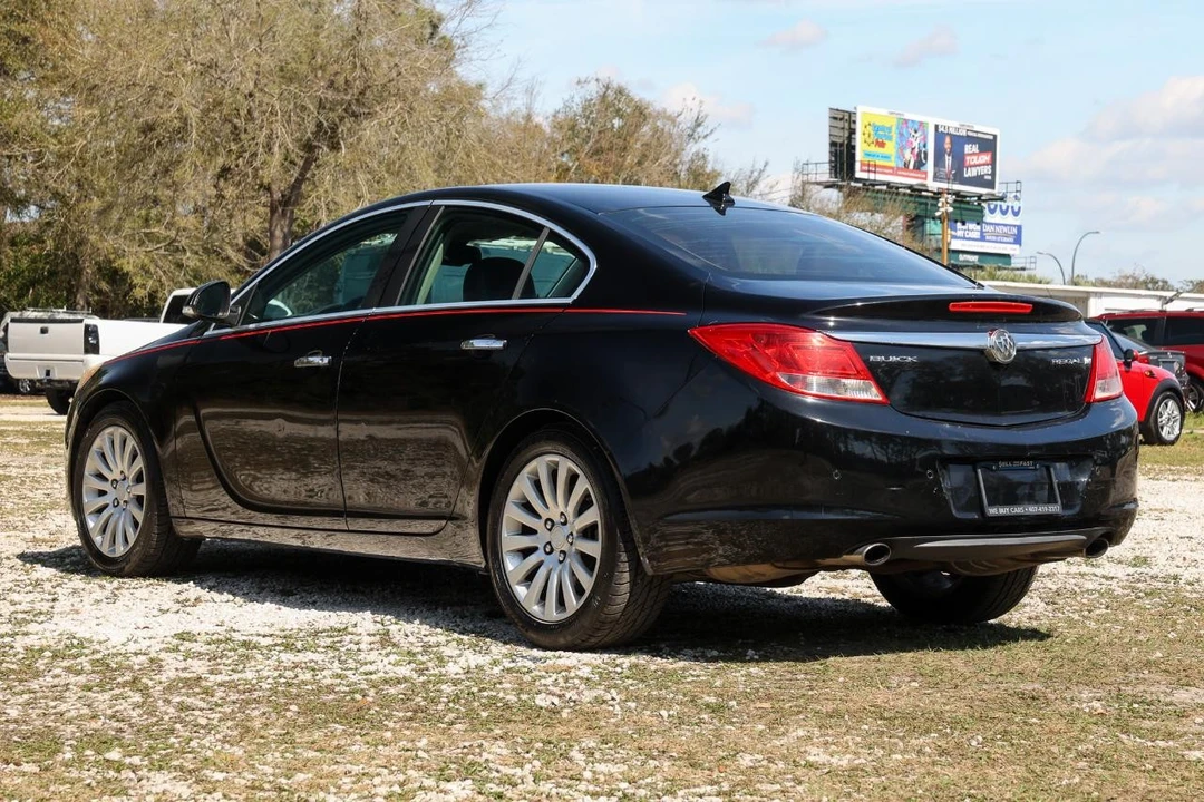 2013 Buick Regal - Image 5 of 12