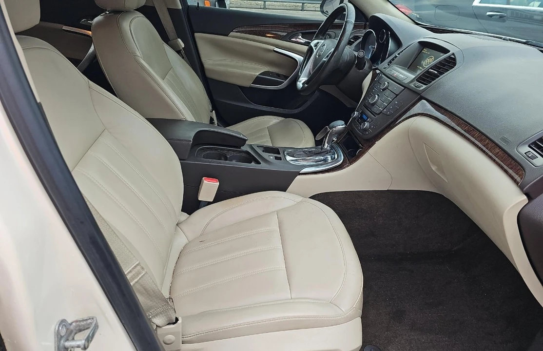 2013 Buick Regal - Image 8 of 11