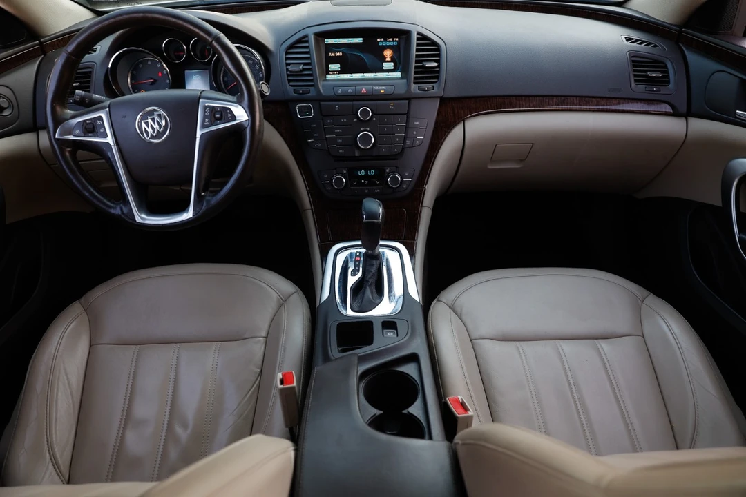 2013 Buick Regal - Image 2 of 12