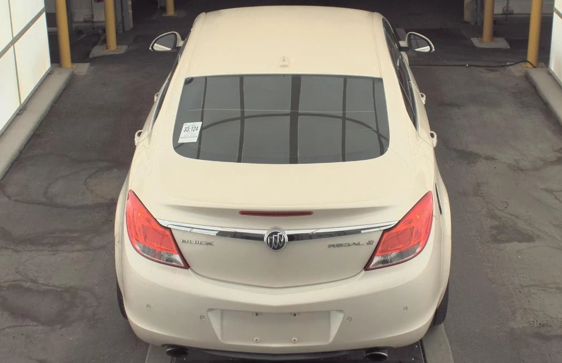 2013 Buick Regal - Image 5 of 11