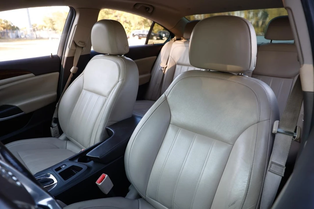 2013 Buick Regal - Image 6 of 21
