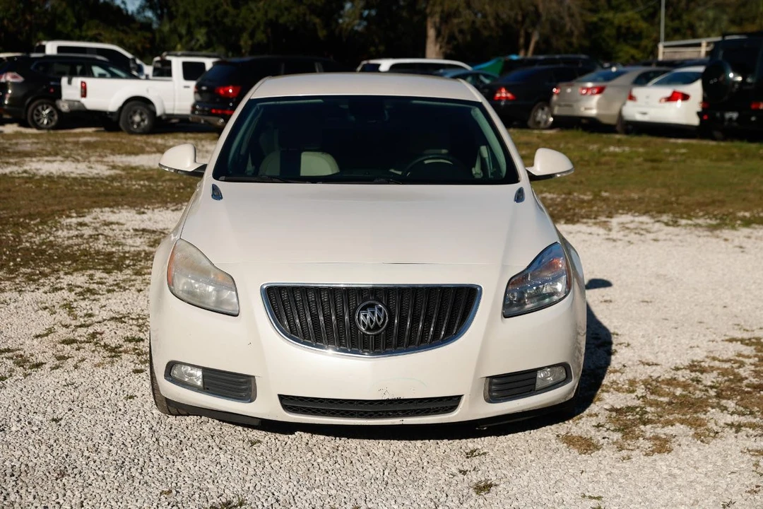 2013 Buick Regal - Image 19 of 21