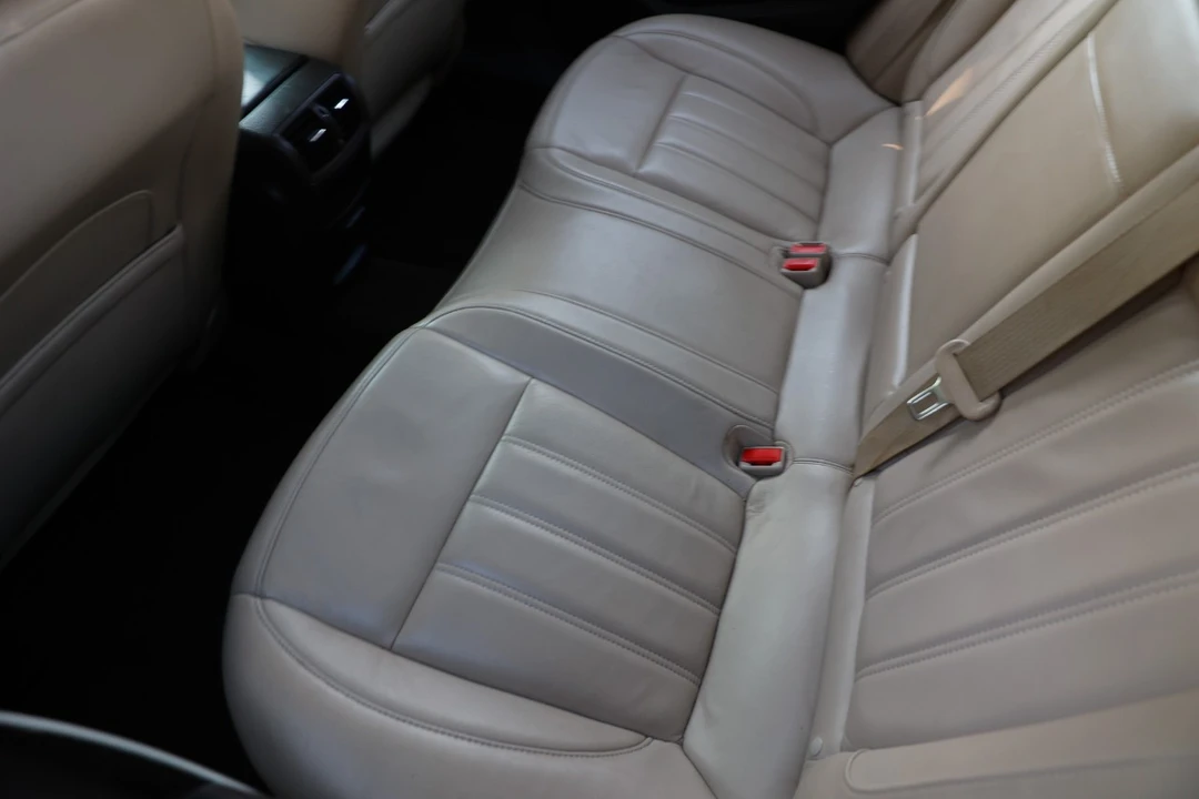 2013 Buick Regal - Image 10 of 12