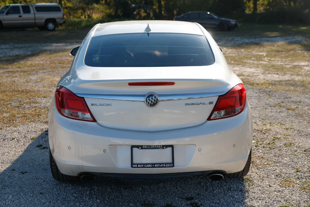 2013 Buick Regal - Image 9 of 12