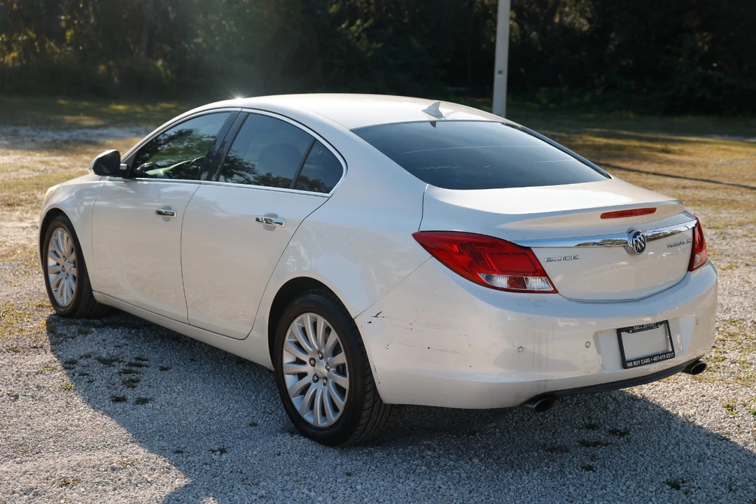 2013 Buick Regal - Image 5 of 12