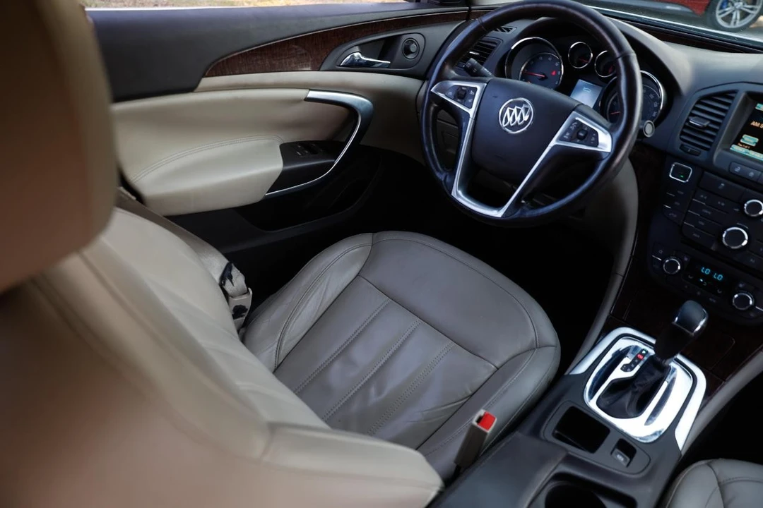2013 Buick Regal - Image 20 of 21