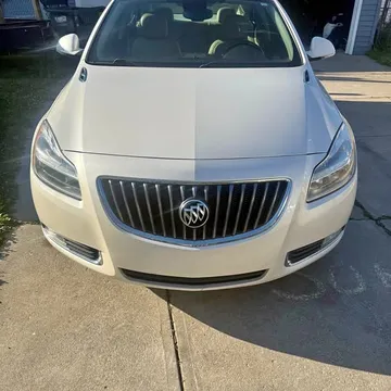 2013 Buick Regal Preferred II Sedan 4D
