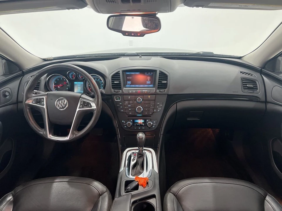2013 Buick Regal - Image 17 of 28