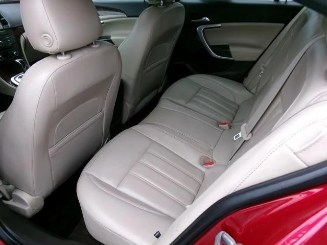 2013 Buick Regal - Image 14 of 18