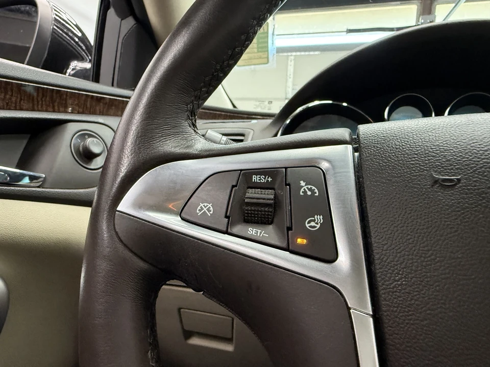 2013 Buick Regal - Image 10 of 21
