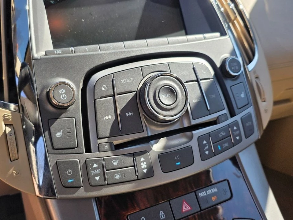 2013 Buick LaCrosse - Image 11 of 14