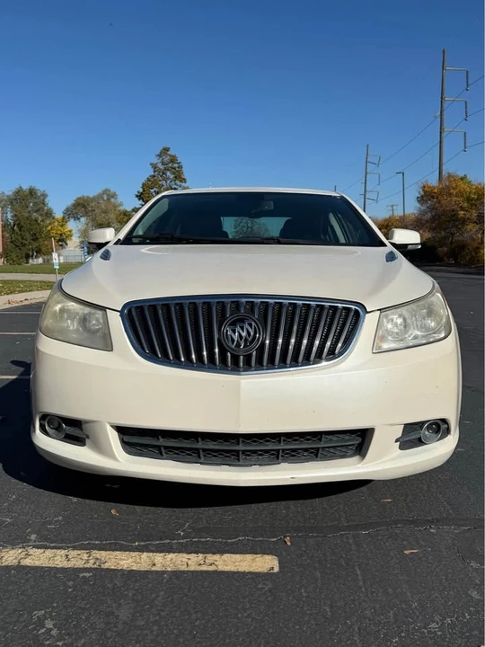 2013 Buick LaCrosse - Image 2 of 15