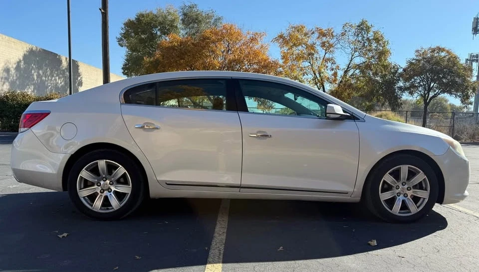 2013 Buick LaCrosse - Image 4 of 15