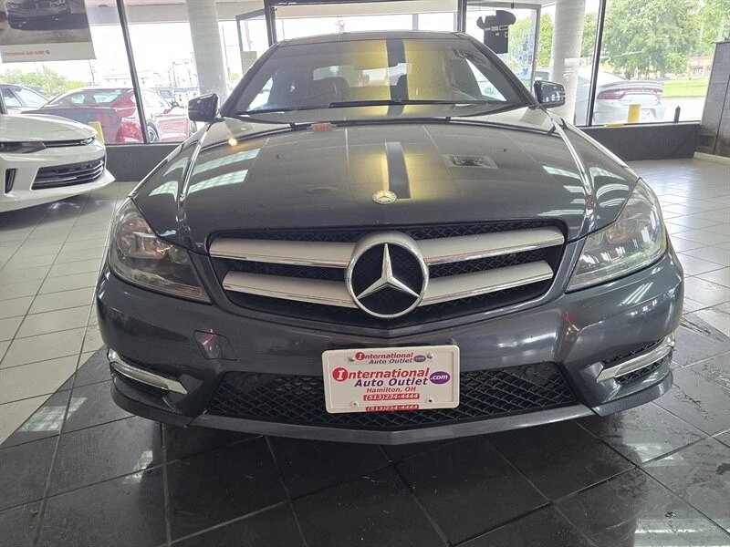 2013 Mercedes-Benz W204 C-Class - Image 2 of 4