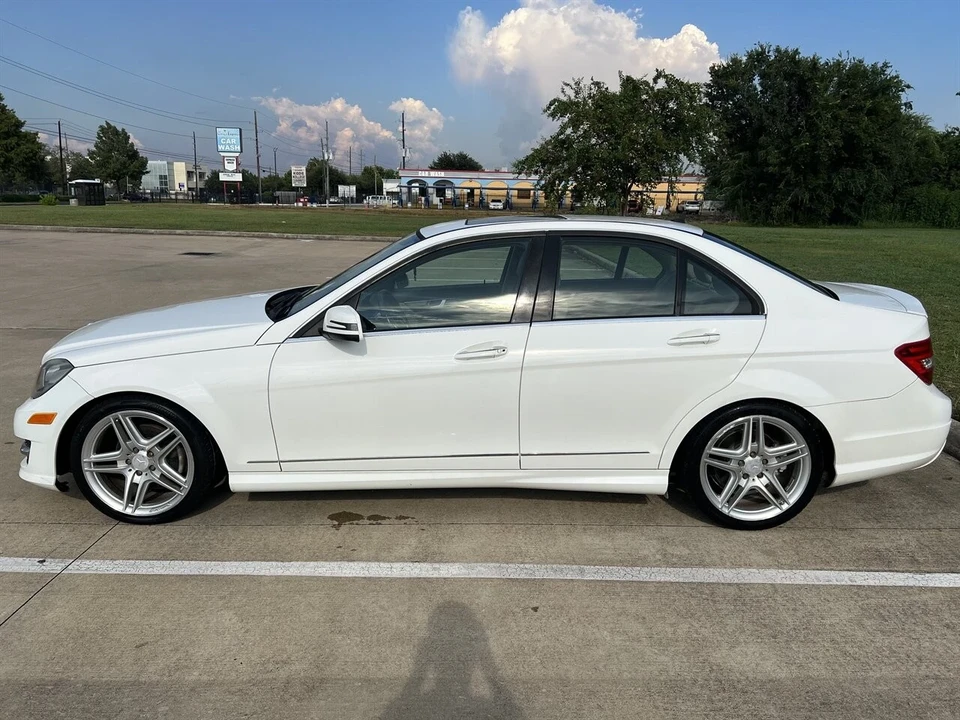2013 Mercedes-Benz W204 C-Class - Image 6 of 21