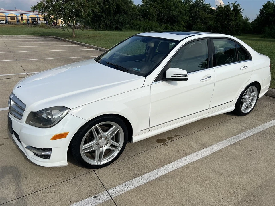 2013 Mercedes-Benz W204 C-Class - Image 5 of 21
