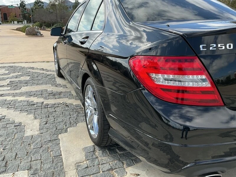 2013 Mercedes-Benz W204 C-Class - Image 13 of 21