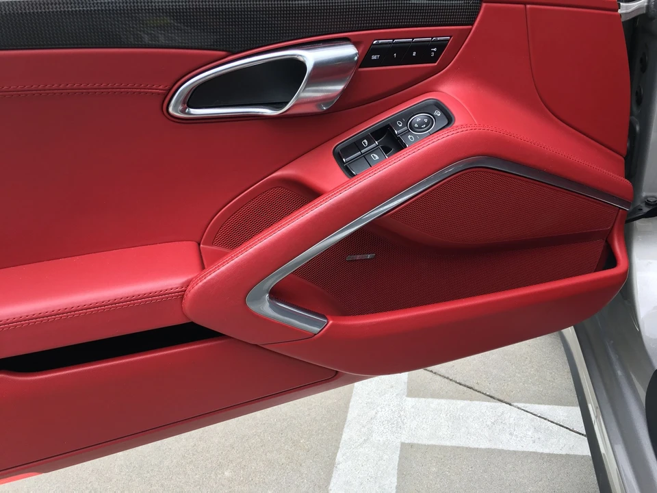 2013 Porsche 991 Carrera 4S - Image 7 of 8