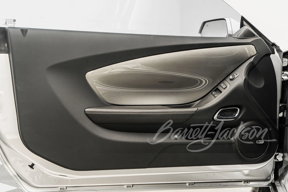 2013 Chevrolet Camaro 5th Gen - Image 15 of 31
