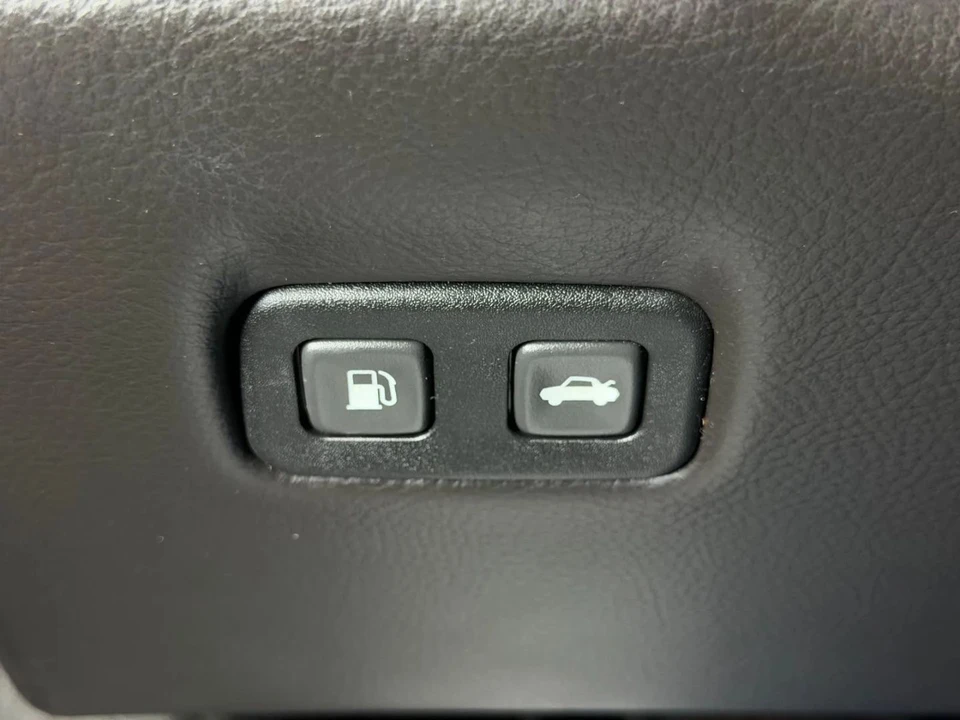 2013 Chevrolet Corvette C6 - Image 25 of 31