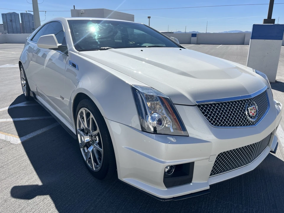 2013 Cadillac CTS 2nd Gen - Image 2 of 31