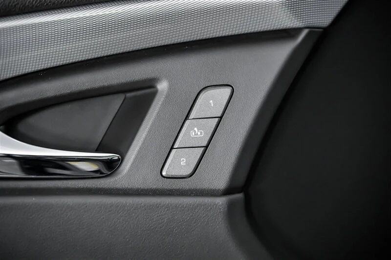 2013 Cadillac CTS 2nd Gen - Image 19 of 21