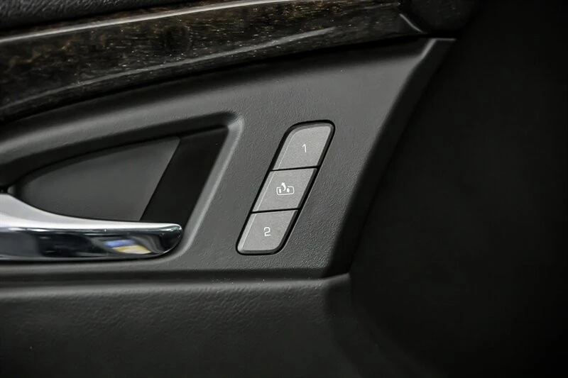 2013 Cadillac CTS-V 2nd Gen - Image 16 of 31