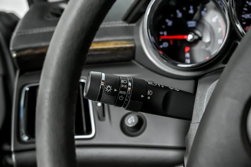 2013 Cadillac CTS-V 2nd Gen - Image 26 of 31