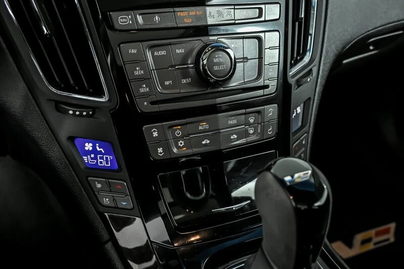 2013 Cadillac CTS-V 2nd Gen - Image 30 of 31