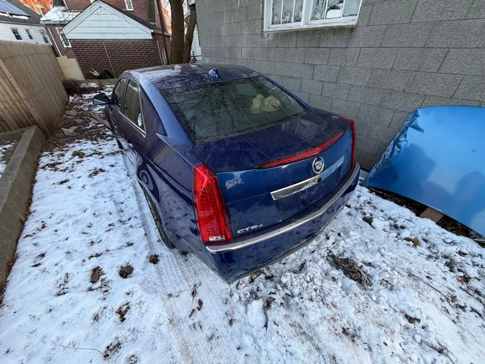 2013 Cadillac CTS-V 2nd Gen - Image 3 of 4
