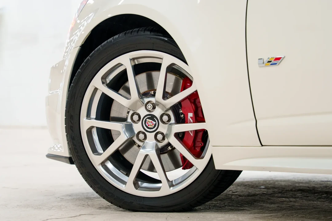 2013 Cadillac CTS-V 2nd Gen - Image 17 of 31