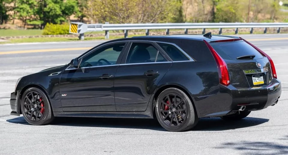 2013 Cadillac CTS-V 2nd Gen - Image 2 of 19