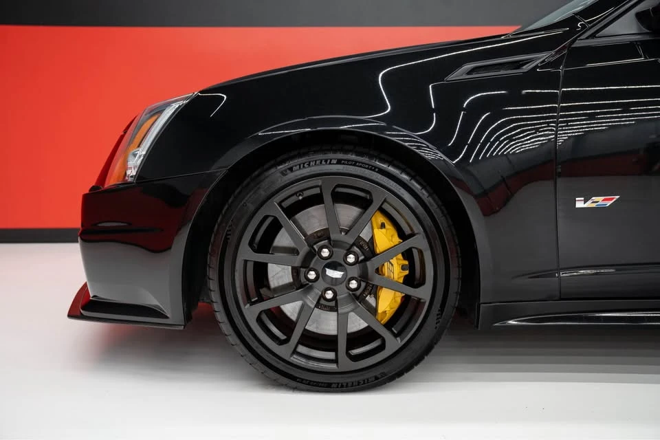 2013 Cadillac CTS-V 2nd Gen - Image 2 of 20