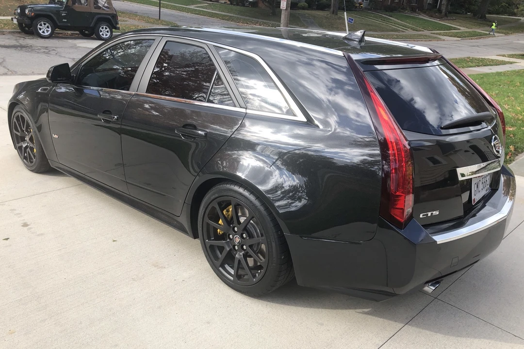 2013 Cadillac CTS-V 2nd Gen - Image 5 of 31