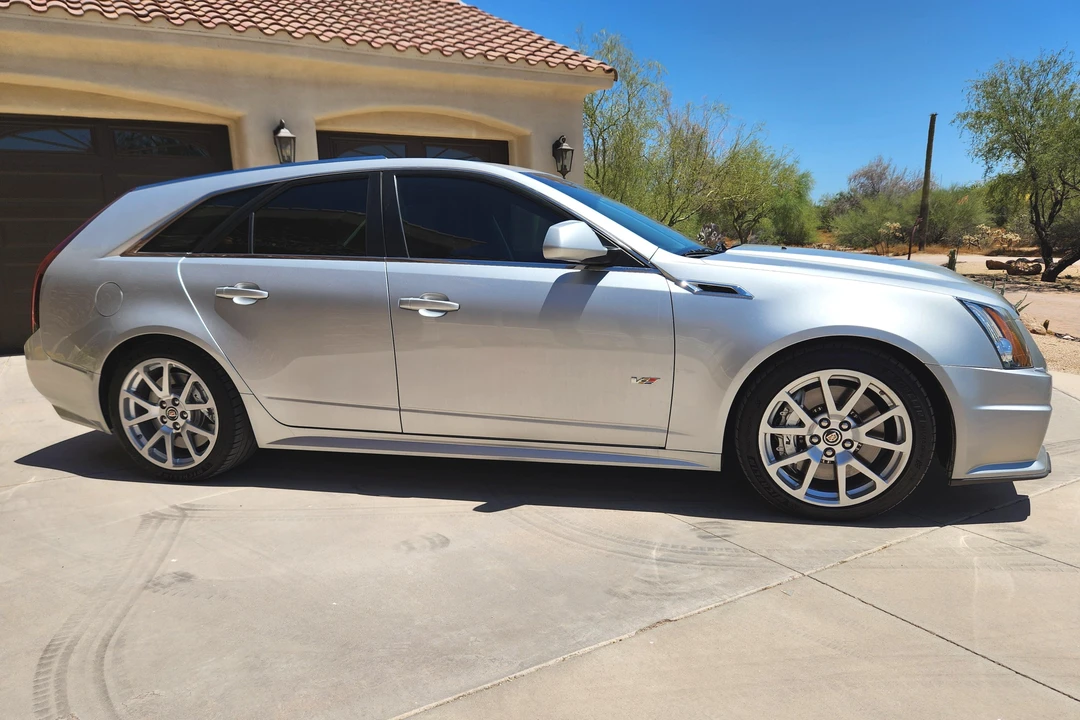 2013 Cadillac CTS-V 2nd Gen - Image 3 of 31