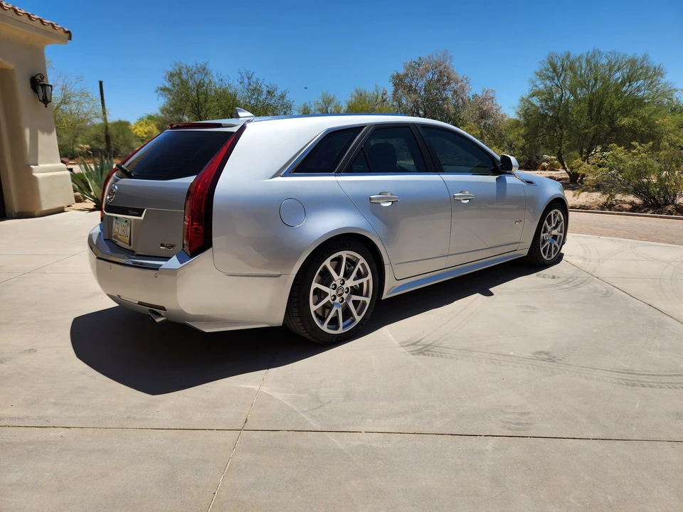 2013 Cadillac CTS-V 2nd Gen - Image 10 of 31