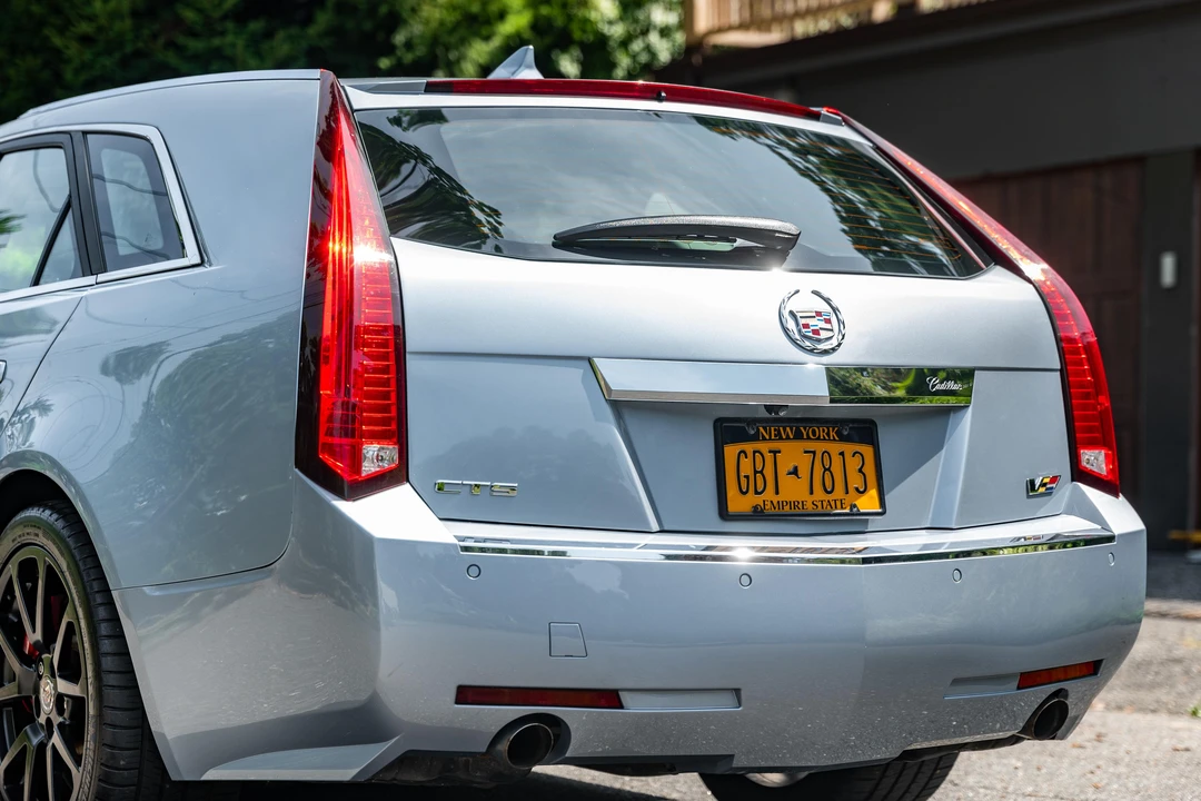 2013 Cadillac CTS-V 2nd Gen - Image 27 of 31