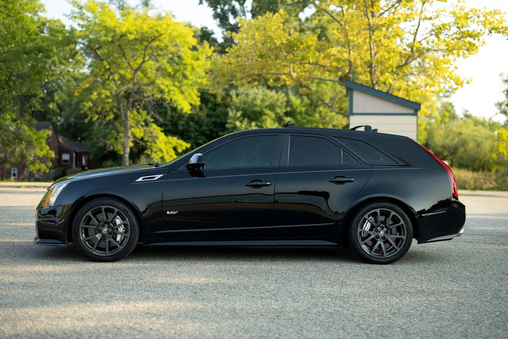 2013 Cadillac CTS-V 2nd Gen - Image 3 of 31