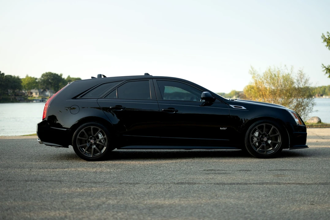 2013 Cadillac CTS-V 2nd Gen - Image 9 of 31