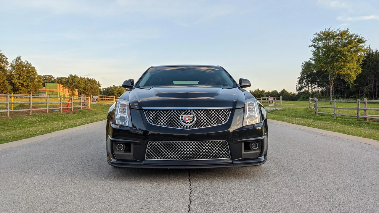 2013 Cadillac CTS-V 2nd Gen - Image 9 of 31