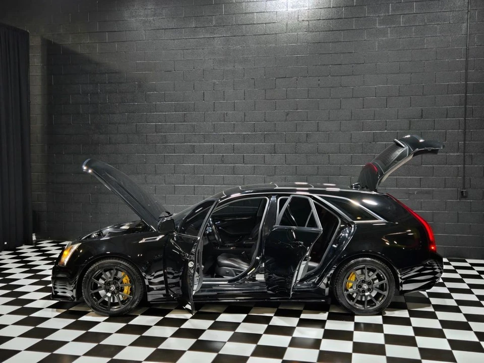 2013 Cadillac CTS-V 2nd Gen - Image 2 of 12
